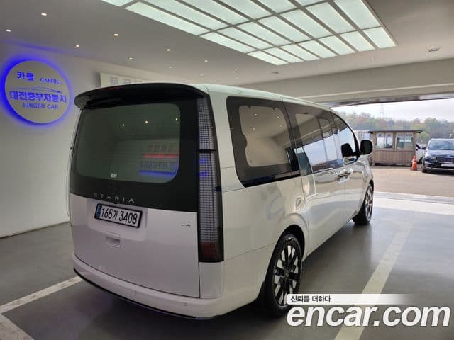 Hyundai Staria 2025 — Şəkil 2/20