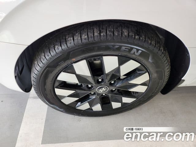 Hyundai Staria 2025 — Şəkil 5/20
