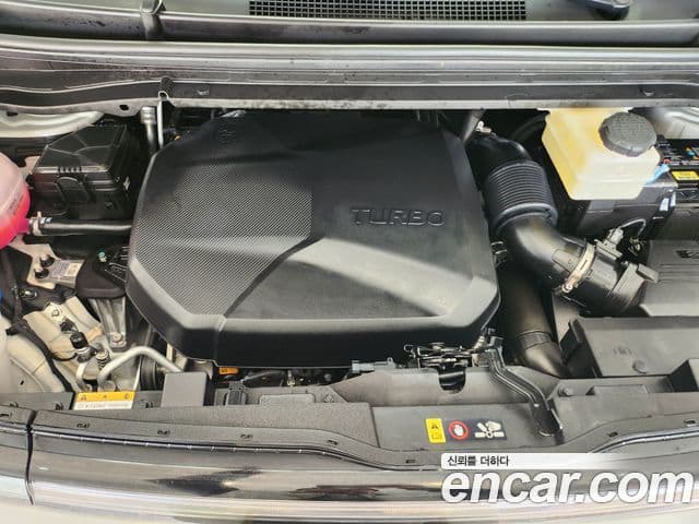 Hyundai Staria 2025 — Şəkil 6/20