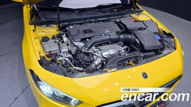 Mercedes-Benz A-Class 2022 — ფოტო 6/20
