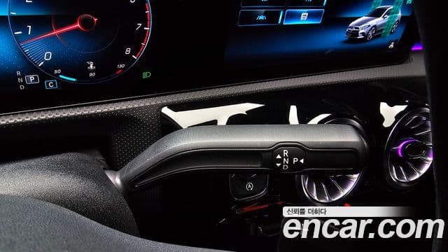 Mercedes-Benz A-Class 2022 — ფოტო 9/20