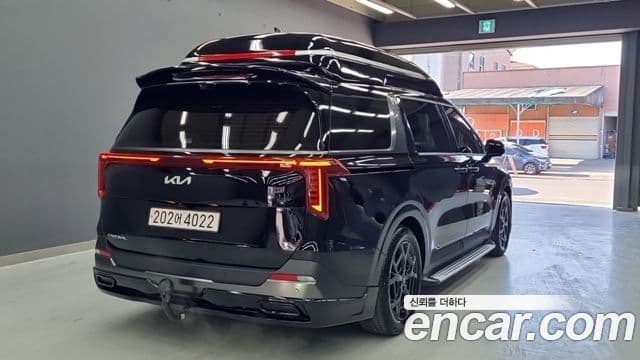 Kia Carnival 2024 — Фото 2/19