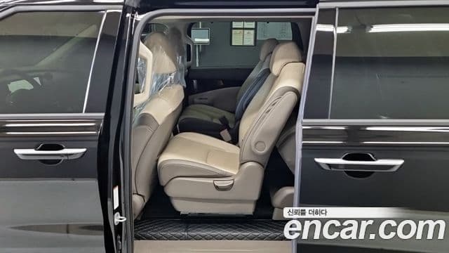Kia Carnival 2024 — Фото 19/19