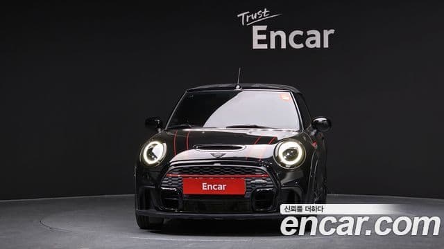 Mini Cooper S Convertible 2023 — ფოტო 3/20