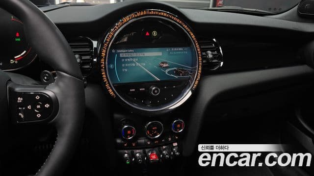 Mini Cooper S Convertible 2023 — ფოტო 14/20