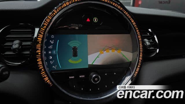Mini Cooper S Convertible 2023 — ფოტო 15/20