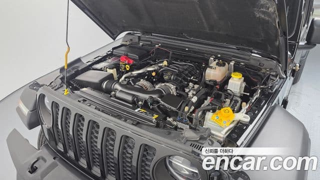 Jeep Gladiator 2022 — ფოტო 6/20