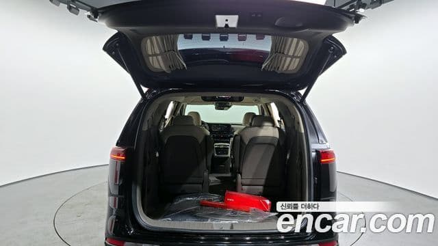 Kia Carnival 2021 — Şəkil 20/20