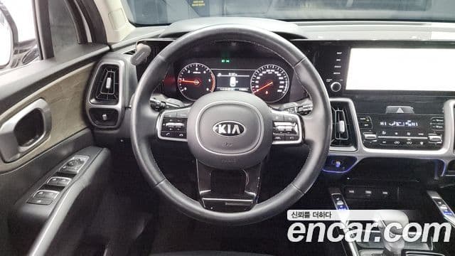 Kia Sorento 2020 — ფოტო 13/20