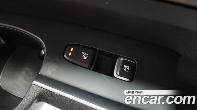 Kia Sorento 2020 — ფოტო 19/20