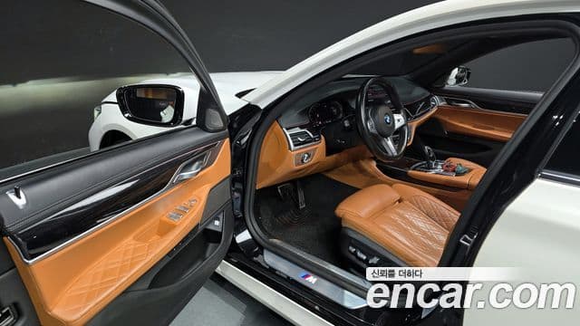 BMW 7 Series 2021 — ფოტო 10/20