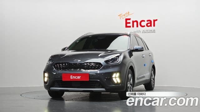 Kia Niro 2020 — ფოტო 3/20