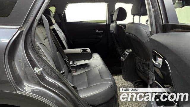 Kia Niro 2020 — ფოტო 12/20
