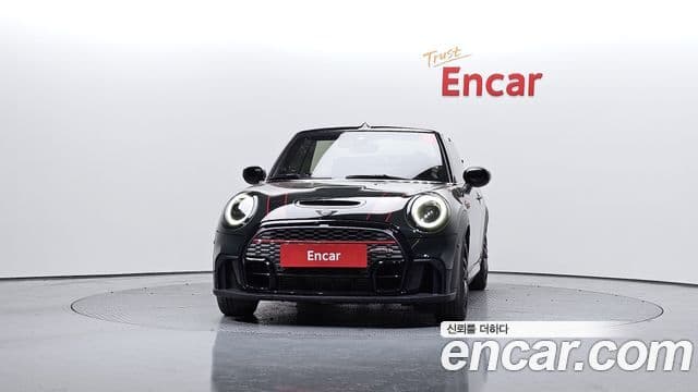 Mini Cooper S Convertible 2023 — Photo 4/20