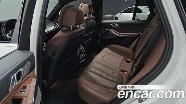 BMW X5 2021 — ფოტო 12/20