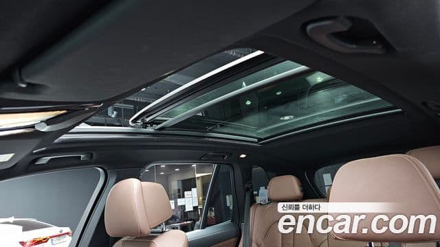 BMW X5 2021 — ფოტო 18/20