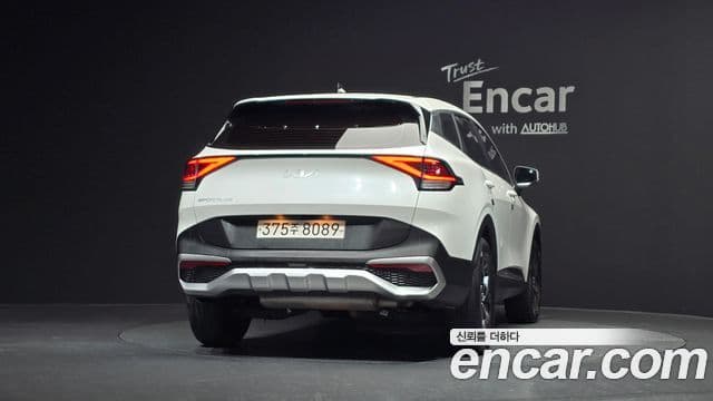 Kia Sportage 2022 — Фото 4/20