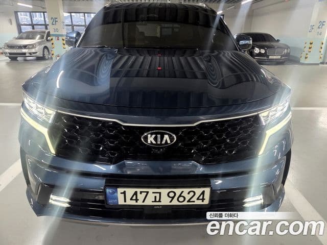 Kia Sorento 2021 — ფოტო 19/19