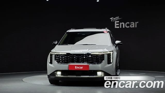 Kia Carnival 2025 — Фото 3/20