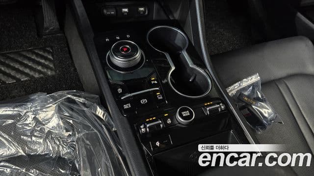 Kia K5 2021 — Şəkil 10/20