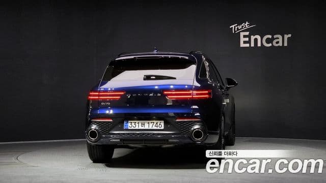 Genesis GV70 2021 — ფოტო 9/20