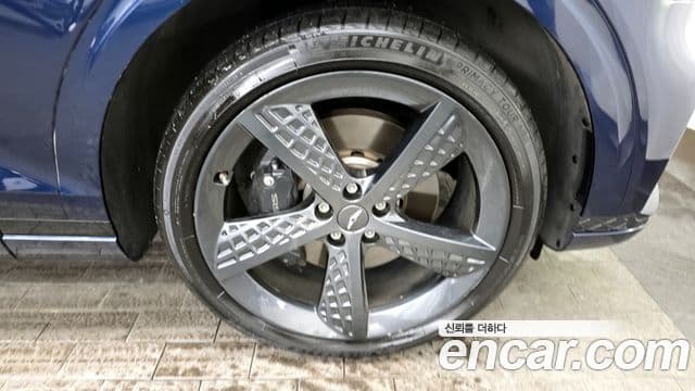 Genesis GV70 2021 — ფოტო 2/20