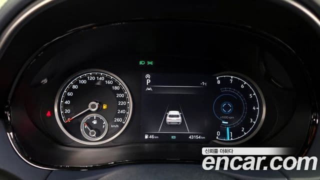 Genesis GV70 2021 — ფოტო 13/20