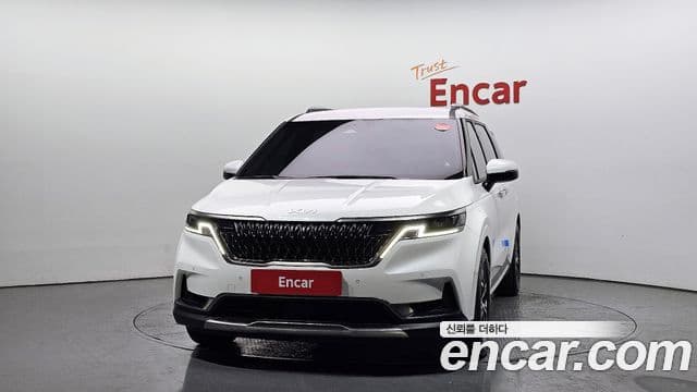 Kia Carnival 2023 — Фото 3/20
