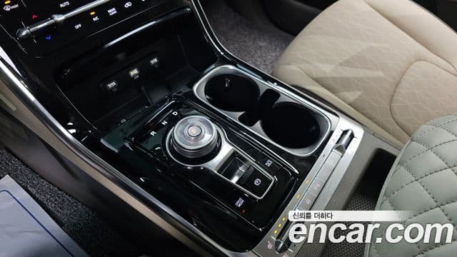 Kia Carnival 2023 — Фото 9/20