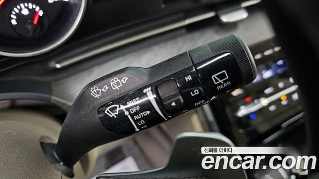 Kia Carnival 2023 — Фото 15/20