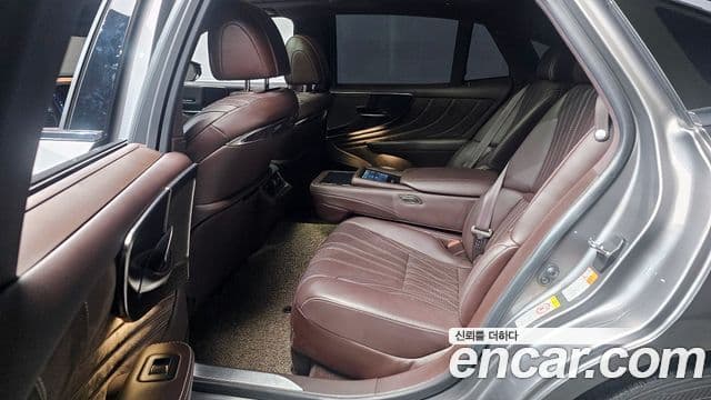 Lexus LS500 2018 — ფოტო 12/20