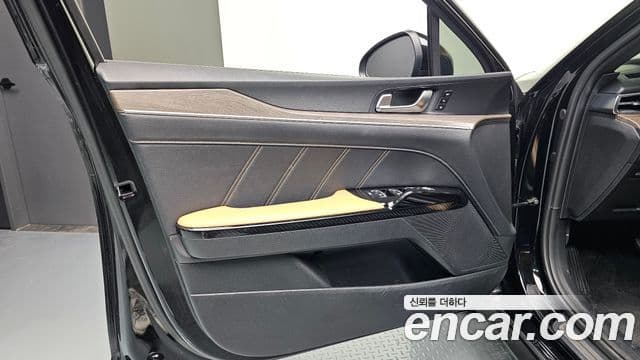 Kia K5 2020 — Photo 12/35
