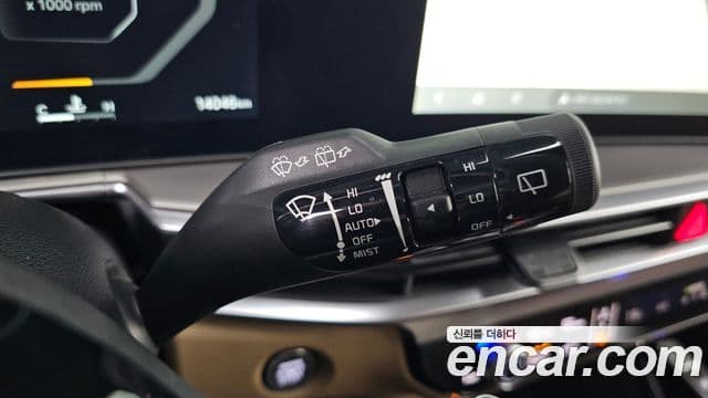 Kia Sorento 2024 — ფოტო 15/20