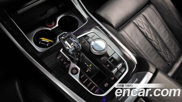 BMW X7 2019 — Фото 9/20