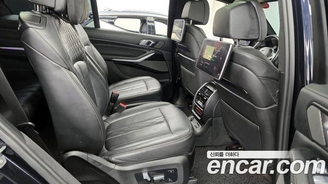 BMW X7 2019 — Фото 12/20