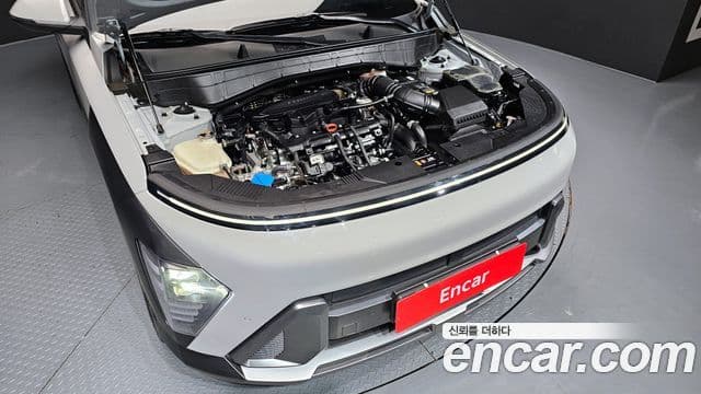 Hyundai Kona Hybrid 2023 — Şəkil 14/20