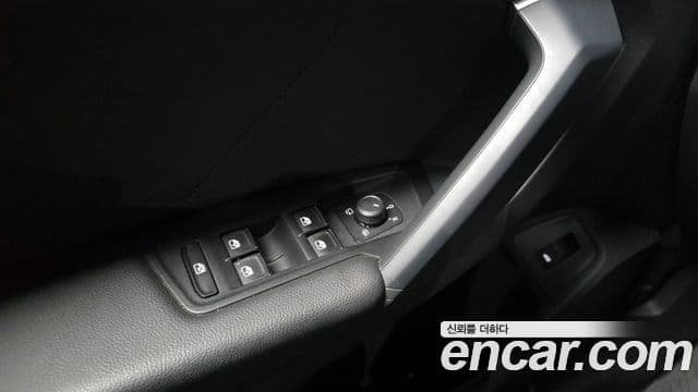 Volkswagen Tiguan 2021 — Şəkil 17/20