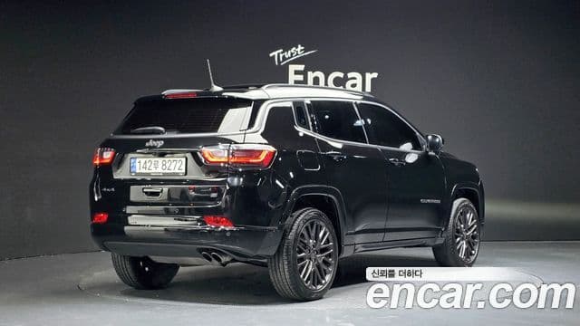 Jeep Compass 2022 — Photo 13/20