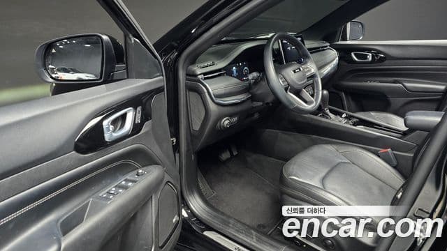 Jeep Compass 2022 — Photo 19/20