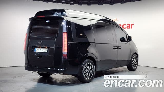 Hyundai Staria 2022 — Şəkil 2/20
