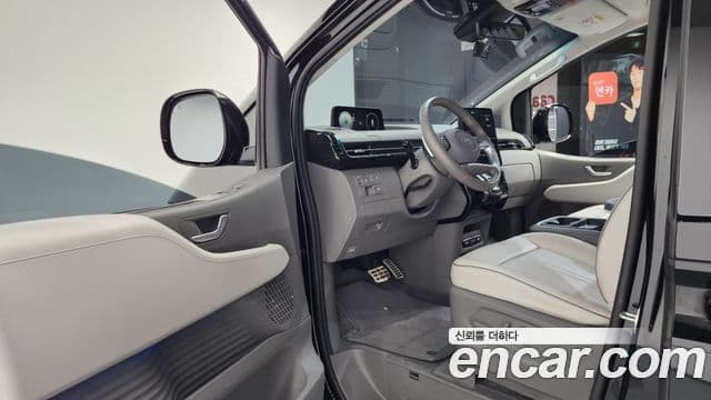 Hyundai Staria 2022 — Şəkil 10/20