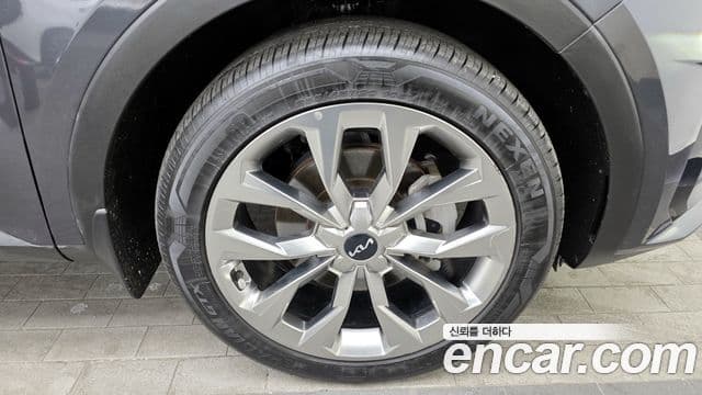 Kia Sorento 2022 — ფოტო 4/20