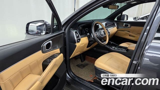 Kia Sorento 2022 — ფოტო 8/20
