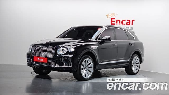 Bentley Bentayga 2023 — ფოტო 20/20