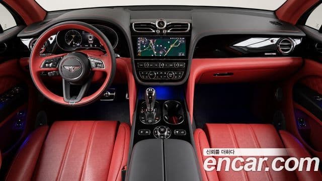 Bentley Bentayga 2023 — ფოტო 9/20