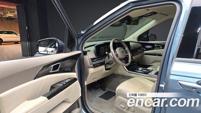 Kia Carnival 2021 — Şəkil 10/20