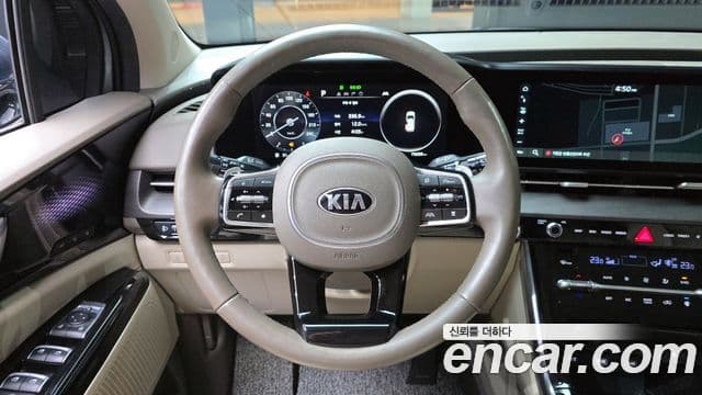 Kia Carnival 2021 — Şəkil 13/20