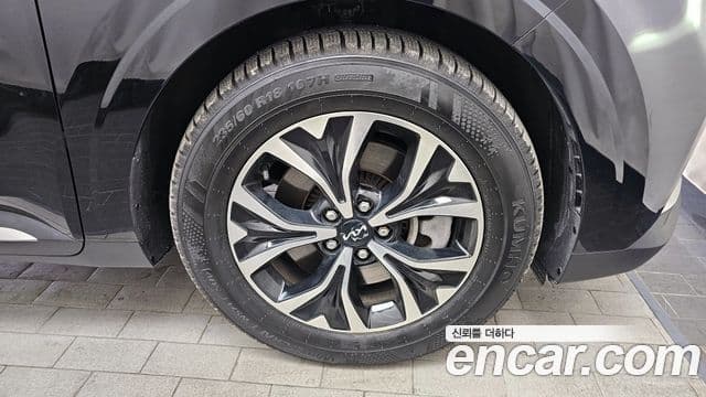 Kia Carnival 2023 — Şəkil 4/20