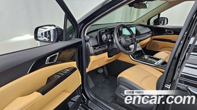 Kia Carnival 2023 — Şəkil 9/20