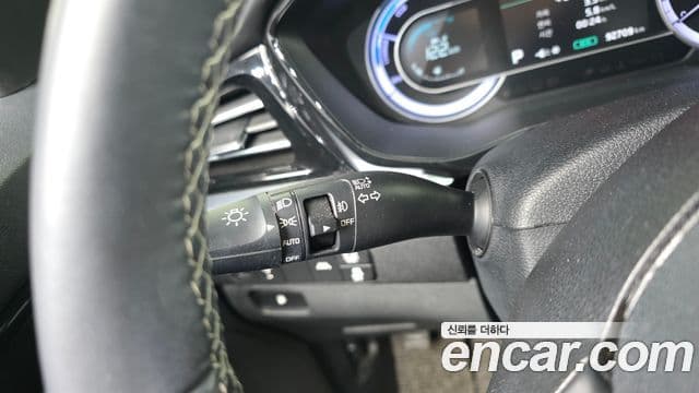 Kia Niro 2021 — Şəkil 18/20